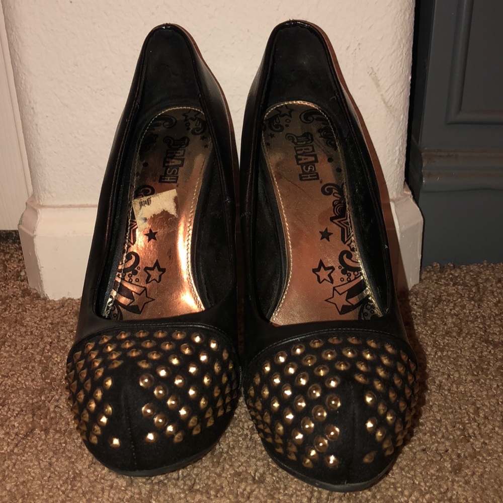 Gold studded pumps